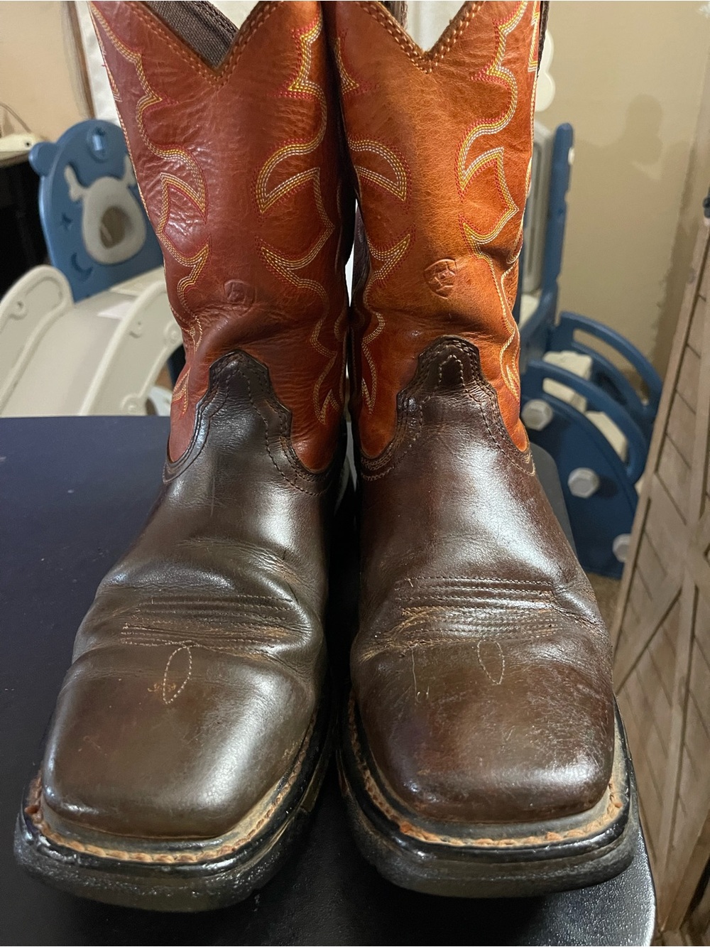 Ariat Two-Tone Brown and Chestnut Western Cowboy Boots